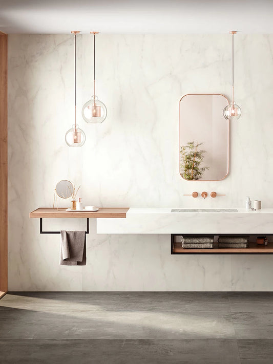 Calacatta Delicato Polished/Matte 30x30